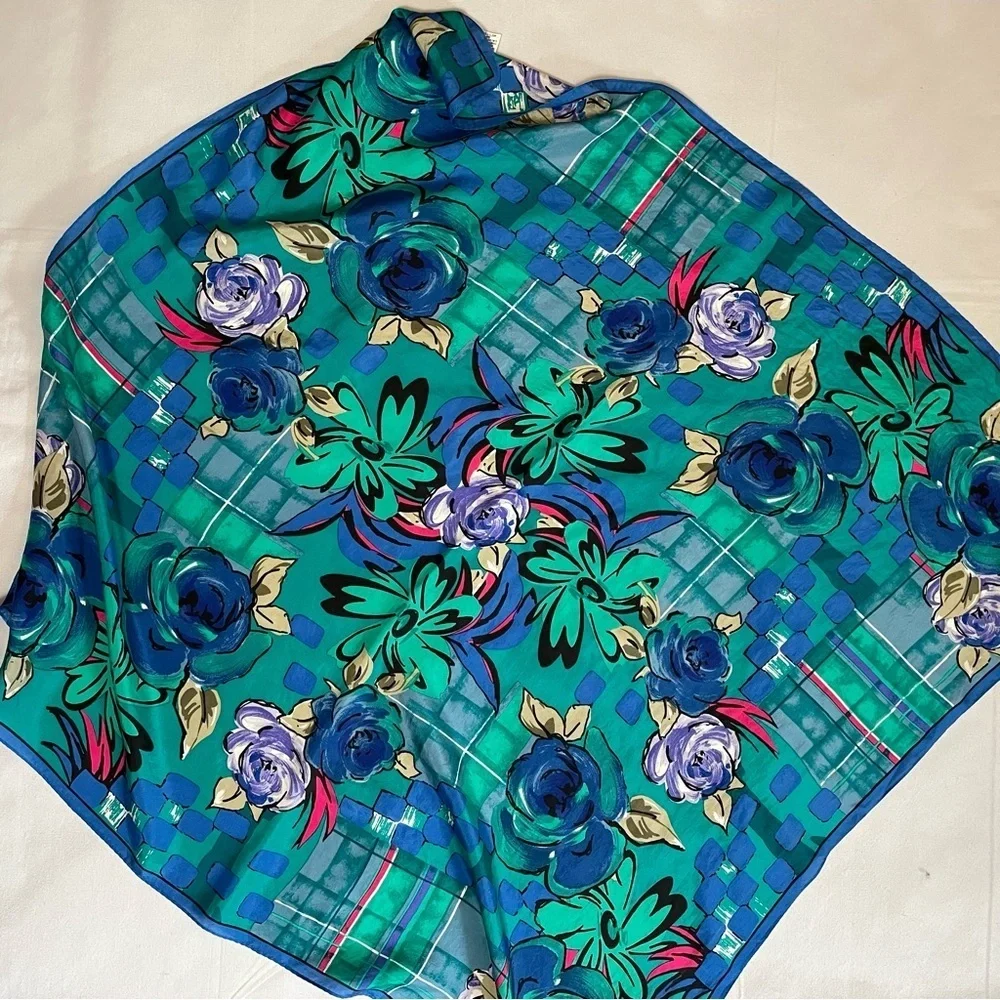 Vintage Albert Nipon 100% Silk Floral Print Scarf 34